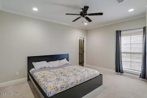 Bedroom - 126 Ridgetop Cir, Flowood, MS 39232 photo 3 of 4