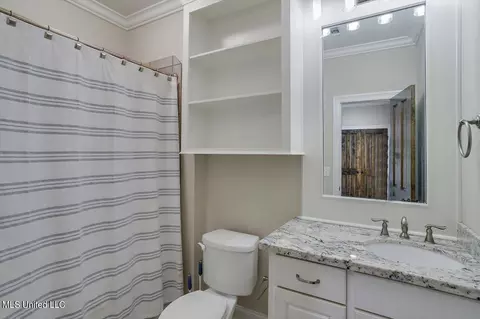 Bath - 126 Ridgetop Cir, Flowood, MS 39232 photo 4 of 5