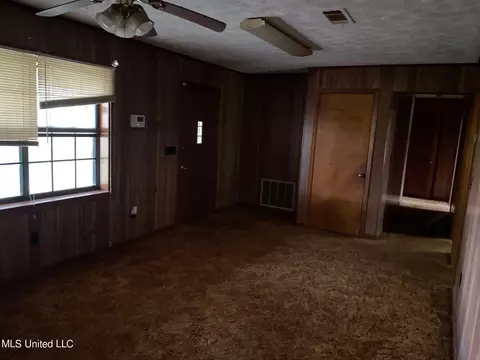 Bedroom - 7420 County Line Rd, Carthage, MS 39051 photo 1 of 3