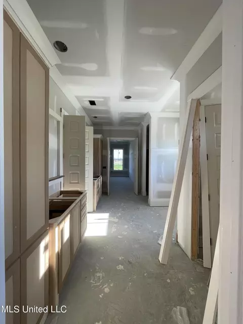 Entry Way - 260 Disciple Dr, Brandon, MS 39047 photo 1 of 2