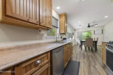 Kitchen - 18924 Busby Rd, Vancleave, MS 39565 photo 3 of 3