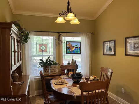 Dining - 604 Ashwood Dr, Wiggins, MS 39577 photo 2 of 2