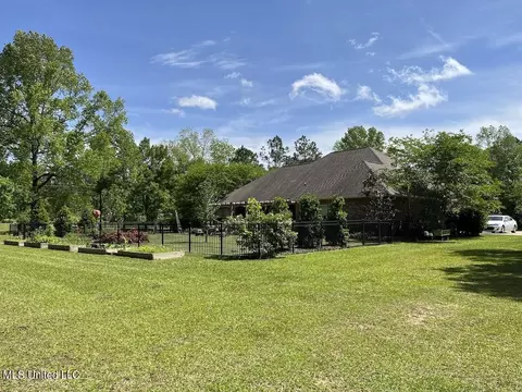 Exterior - 604 Ashwood Dr, Wiggins, MS 39577 photo 4 of 13