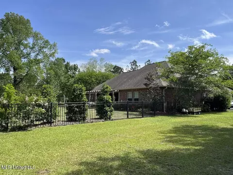 Exterior - 604 Ashwood Dr, Wiggins, MS 39577 photo 3 of 13