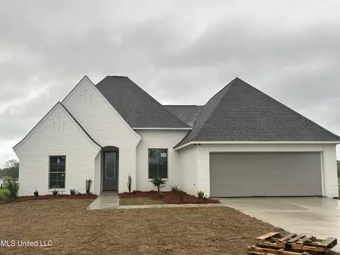 504 Portner Dr, Canton, MS 39046