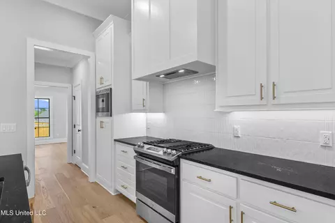 Kitchen - 504 Portner Dr, Canton, MS 39046 photo 2 of 2