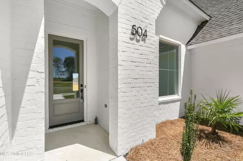 Exterior - 504 Portner Dr, Canton, MS 39046 photo 3 of 4