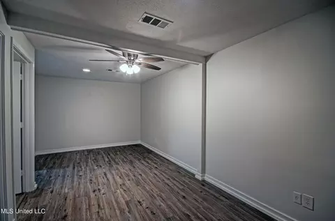 Bedroom - 102 Hickory Holw, Florence, MS 39073 photo 1 of 1