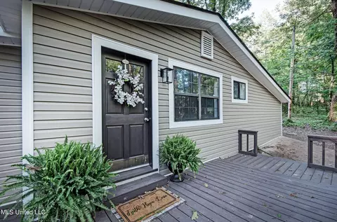 Exterior - 102 Hickory Holw, Florence, MS 39073 photo 7 of 8