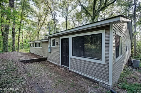 Exterior - 102 Hickory Holw, Florence, MS 39073 photo 3 of 8