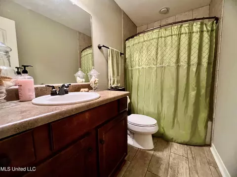 Bath - 9809 Pine Trl, Vancleave, MS 39565 photo 2 of 2