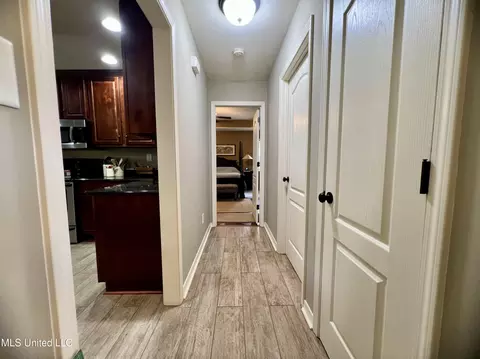 Entry Way - 9809 Pine Trl, Vancleave, MS 39565 photo 1 of 1