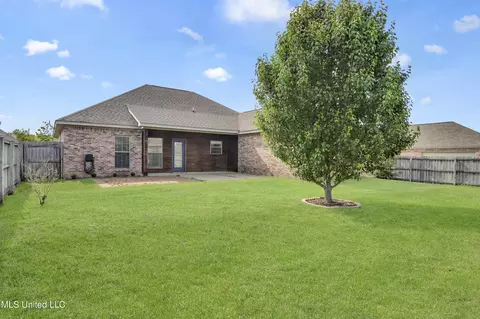 Exterior - 511 Kate Lofton Dr, Brandon, MS 39047 photo 5 of 6