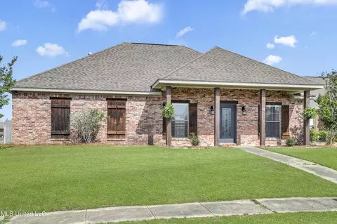 Exterior - 511 Kate Lofton Dr, Brandon, MS 39047 photo 3 of 6