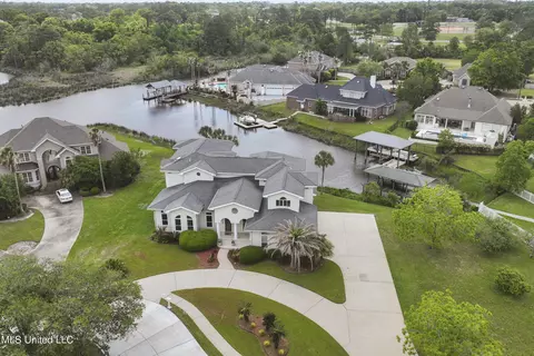 Exterior - 2003 Claudette Ct, Biloxi, MS 39531 photo 11 of 11