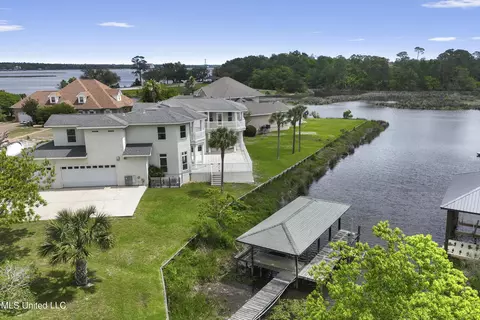 View/Area - 2003 Claudette Ct, Biloxi, MS 39531 photo 5 of 6