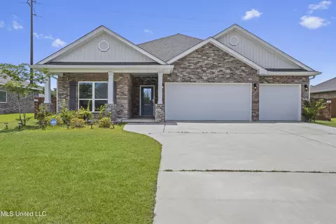 9387 Lost Tree Trl, Biloxi, MS 39532