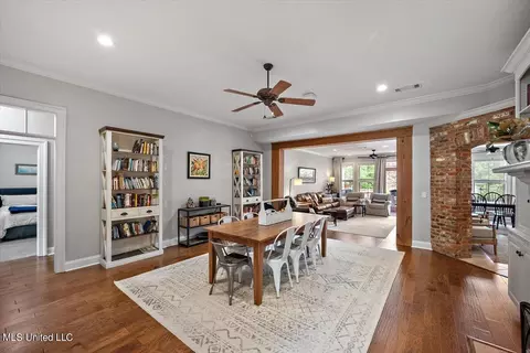 Dining - 204 Catherine Cor, Brandon, MS 39047 photo 1 of 3