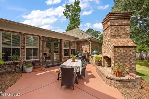 Exterior - 204 Catherine Cor, Brandon, MS 39047 photo 6 of 14