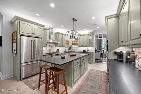 Kitchen - 204 Catherine Cor, Brandon, MS 39047 photo 1 of 5