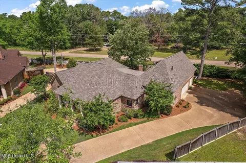 Exterior - 204 Catherine Cor, Brandon, MS 39047 photo 12 of 14