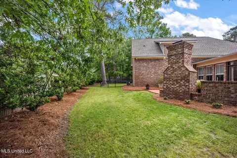 Exterior - 204 Catherine Cor, Brandon, MS 39047 photo 10 of 14