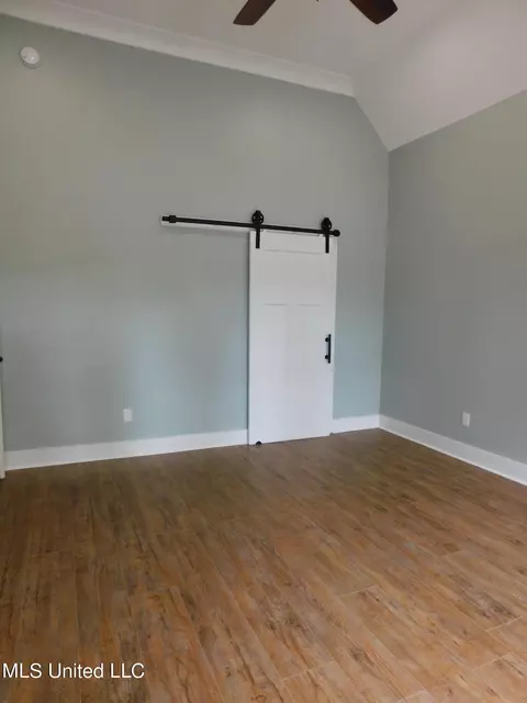Bedroom - 1457 N Thunderbird, Hernando, MS 38632 photo 2 of 3