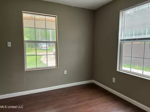 3969 Boozier Dr, Jackson, MS 39212 photo 4