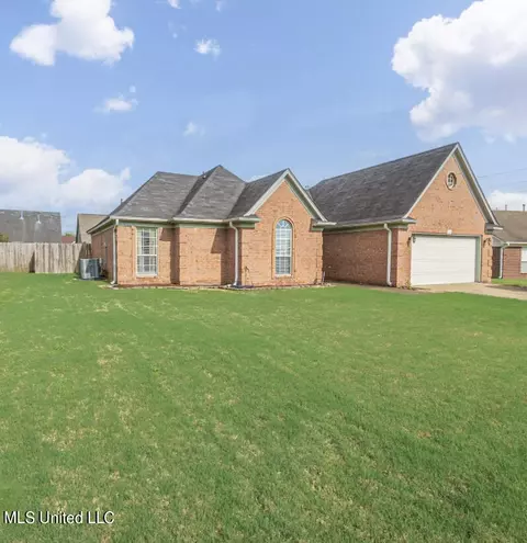 7706 Pin Cv, Southaven, MS 38671