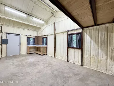 Exterior - 258 Hebron Hill Dr, Brandon, MS 39042 photo 20 of 33