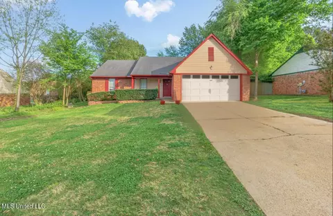 3495 Lakehurst Dr, Horn Lake, MS 38637