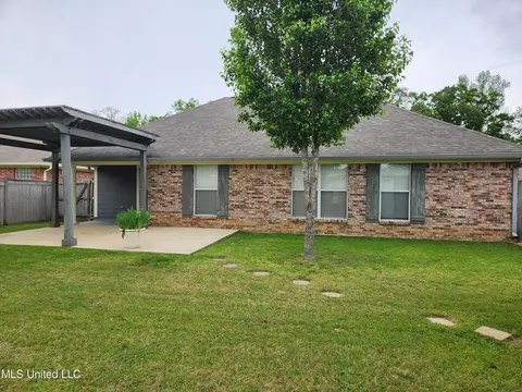 Exterior - 370 Greystone Pointe, Terry, MS 39170 photo 6 of 8