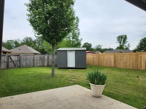 Exterior - 370 Greystone Pointe, Terry, MS 39170 photo 7 of 8