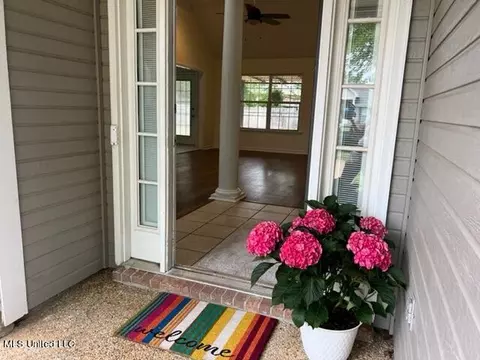 Exterior - 720 Prominence Dr, Flowood, MS 39232 photo 5 of 17