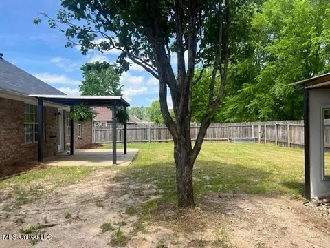 Exterior - 720 Prominence Dr, Flowood, MS 39232 photo 14 of 17