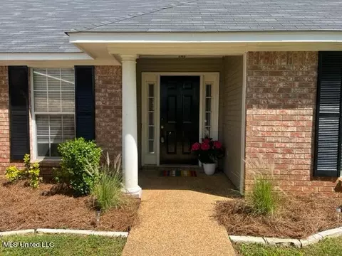 Exterior - 720 Prominence Dr, Flowood, MS 39232 photo 4 of 17