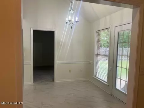 Living - 720 Prominence Dr, Flowood, MS 39232 photo 5 of 5