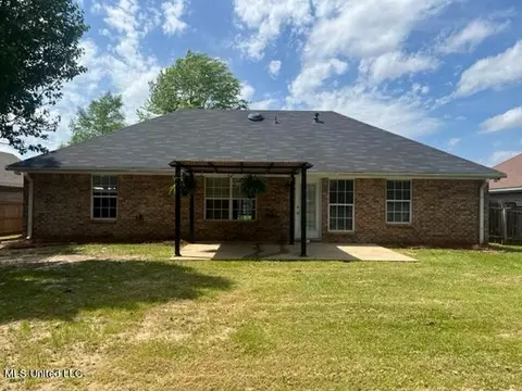 Exterior - 720 Prominence Dr, Flowood, MS 39232 photo 7 of 17