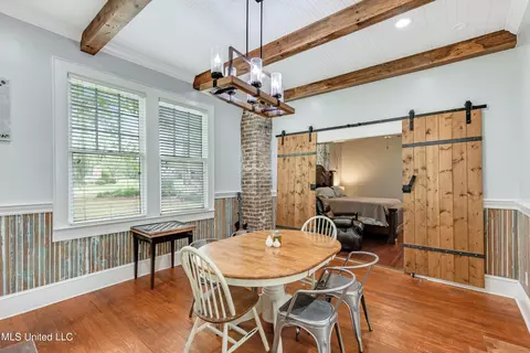 Dining - 114 Willow St, D'lo, MS 39062 photo 1 of 2