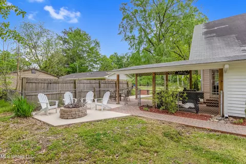 Exterior - 114 Willow St, D'lo, MS 39062 photo 7 of 7