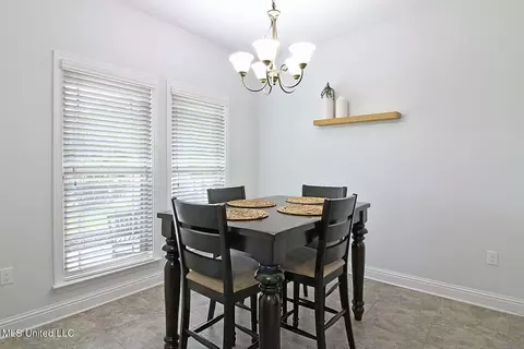 Dining - 3880 River Trace Dr, Biloxi, MS 39532 photo 1 of 2