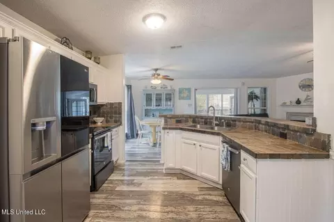 Kitchen - 400 Pinecrest Cir, Long Beach, MS 39560 photo 1 of 1