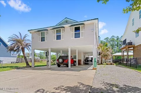 124 Youngswood Loop, Pass Christian, MS 39571