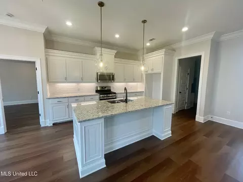 593 E Park St, Canton, MS 39046 photo 8