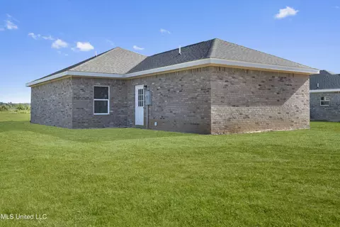 Exterior - 3177 Tannertown Rd, Lucedale, MS 39452 photo 4 of 6