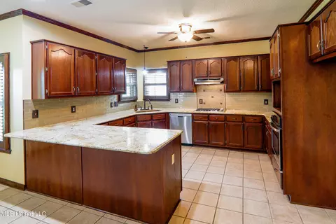 Kitchen - 3555 Bright Rd, Hernando, MS 38632 photo 1 of 4