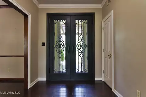 Entry Way - 3555 Bright Rd, Hernando, MS 38632 photo 1 of 1