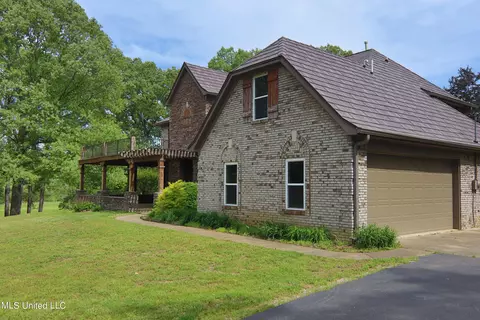 Exterior - 3555 Bright Rd, Hernando, MS 38632 photo 3 of 10