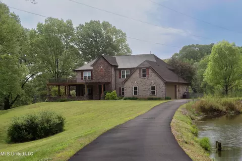 Exterior - 3555 Bright Rd, Hernando, MS 38632 photo 2 of 10