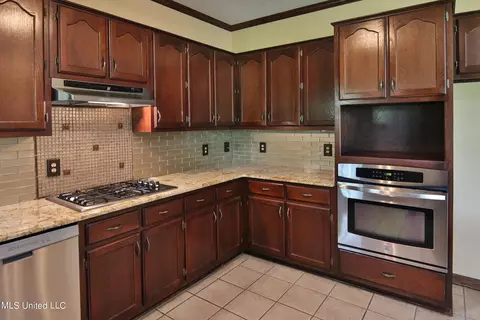 Kitchen - 3555 Bright Rd, Hernando, MS 38632 photo 3 of 4